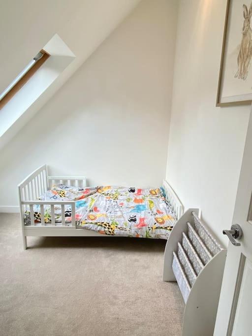 Charming 3/4 Bedroom Semi-Detached Cottage. Carberry 외부 사진